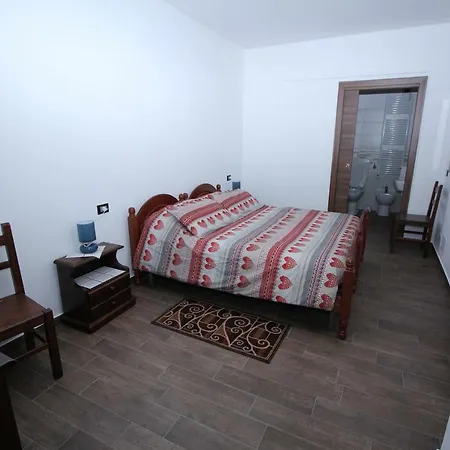 Al Ghirot Bed & Breakfast *